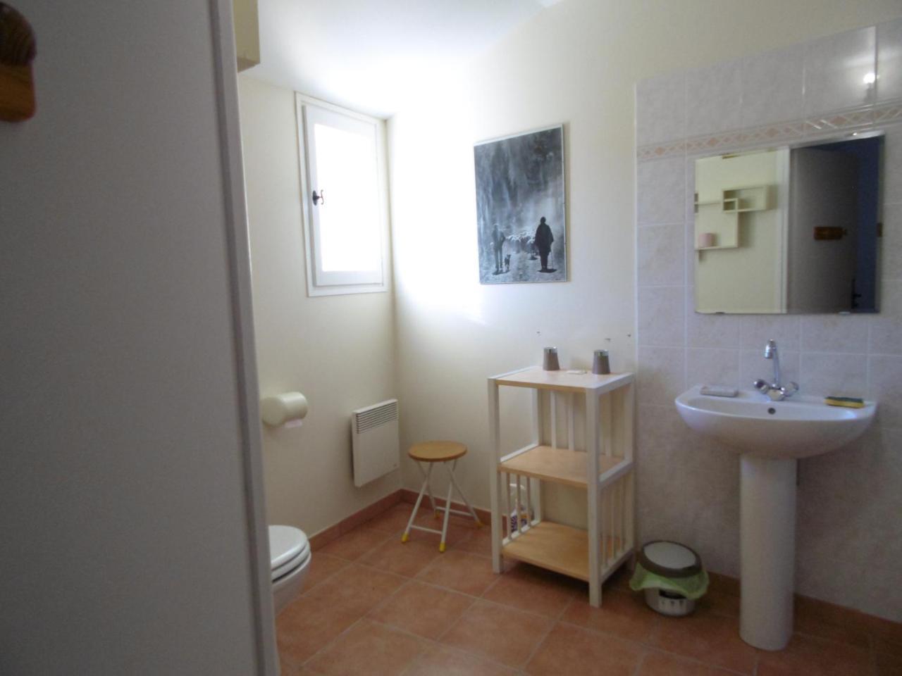 La Ferme De Valauris Bed and Breakfast Sisteron Εξωτερικό φωτογραφία