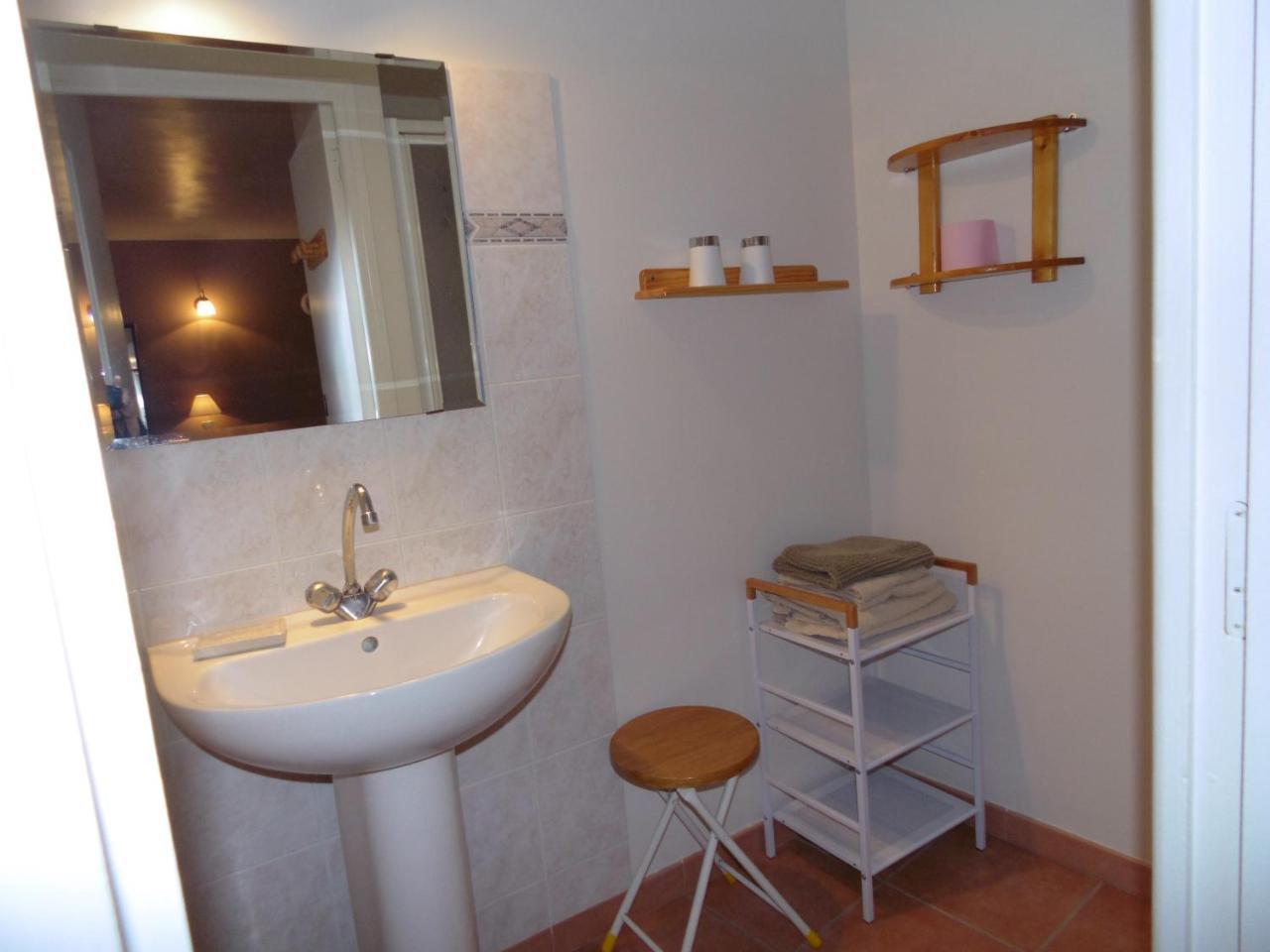La Ferme De Valauris Bed and Breakfast Sisteron Εξωτερικό φωτογραφία